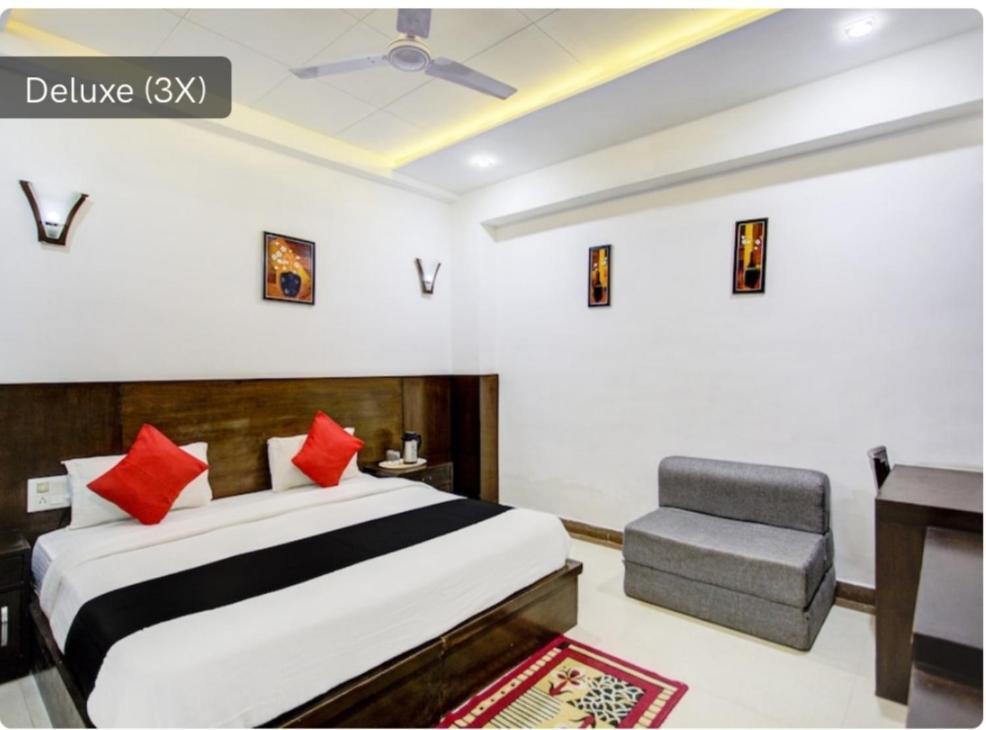 Dazzling East Gate Hotel Agra  Exterior photo