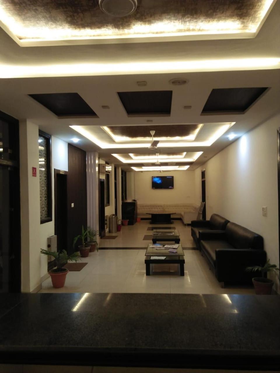 Dazzling East Gate Hotel Agra  Exterior photo