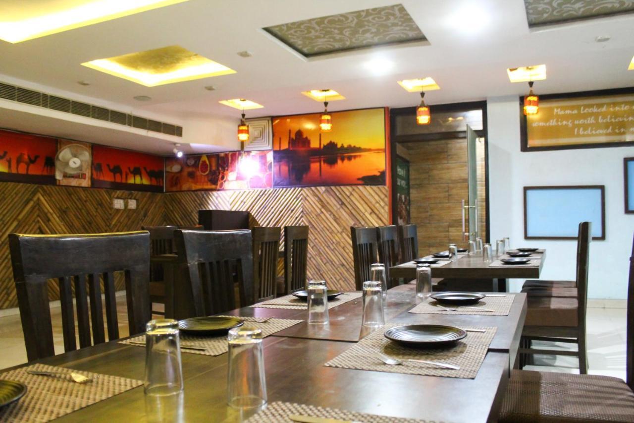 Dazzling East Gate Hotel Agra  Exterior photo